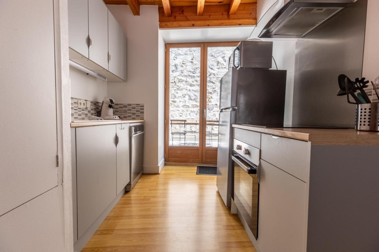 Le Double Pirou # 2 Appartements # Halte Auvergne Thiers Eksteriør billede